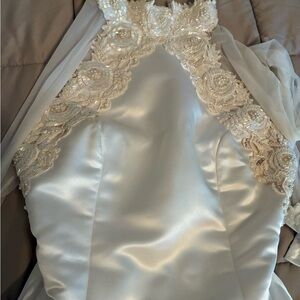 Elegant White Wedding Dress